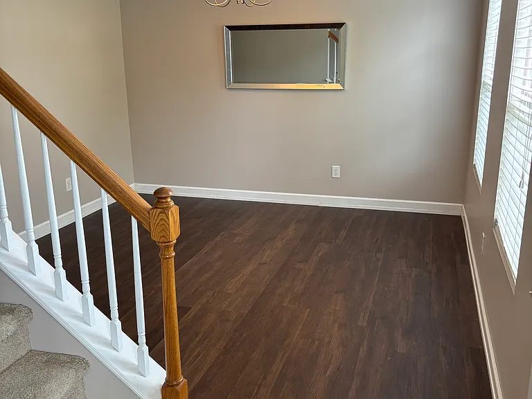 4460 Oakbank Ln — Photo 6