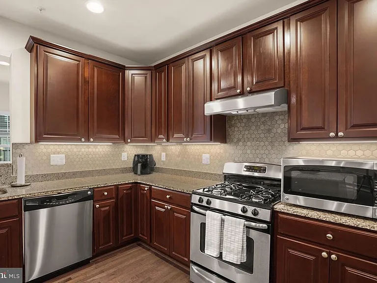 12806 Gate Rail Rd — Photo 15