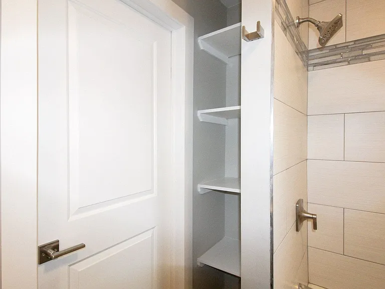 230 Bryant Ave — Photo 114