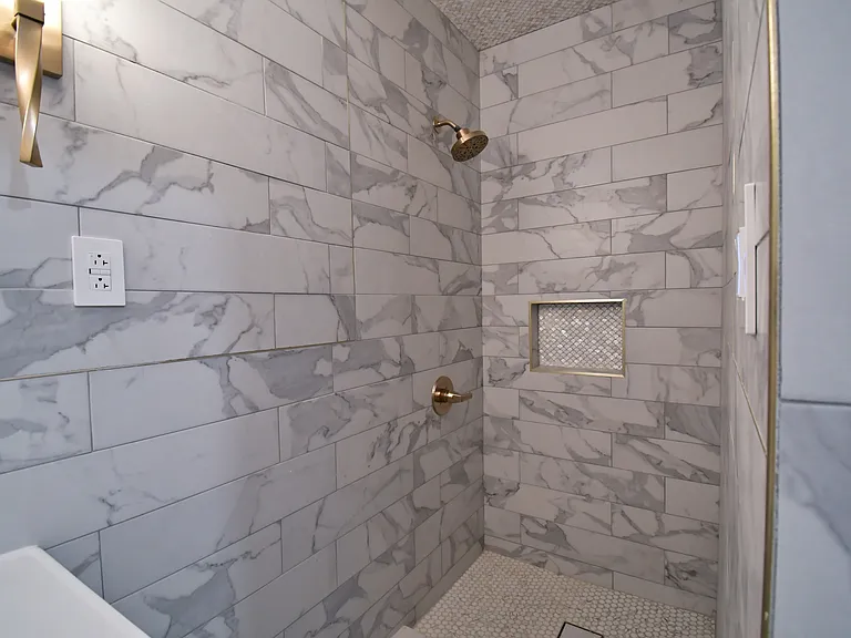 1403 Munger St — Photo 11
