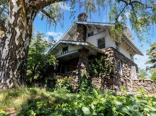 181 Painted Rocks Road, Yakima, WA 98908