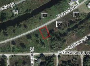 359 Parker St NE, Lake Placid, FL 33852