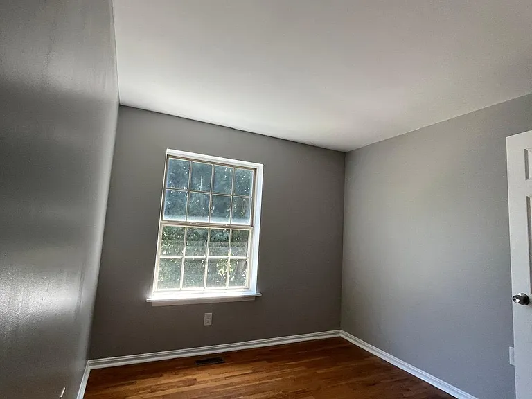 4674 Mews Dr — Photo 15
