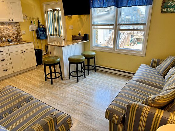 5th image of 214 W Ship Bottom Ave APT 2