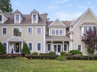 17 Whiton Ct, Hanover, MA 02339