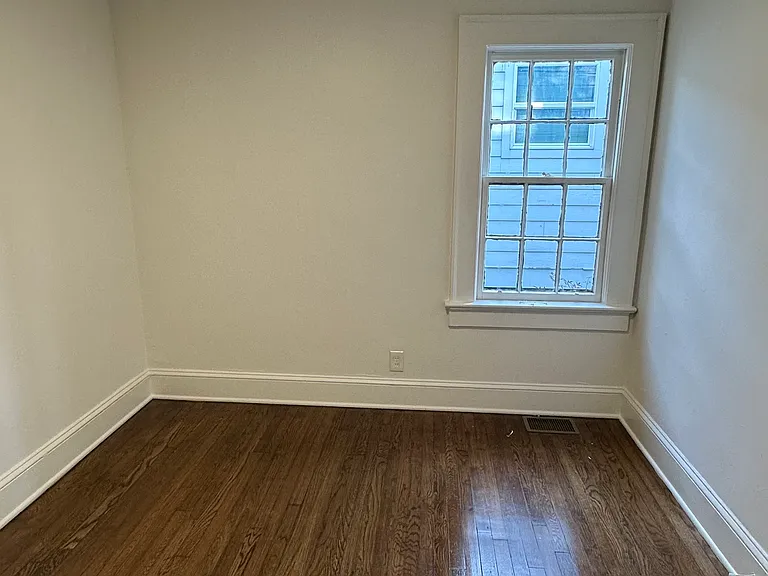 1933 Markone St NW — Photo 18