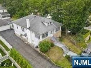 12 N Ashby Ave, Livingston, NJ 07039