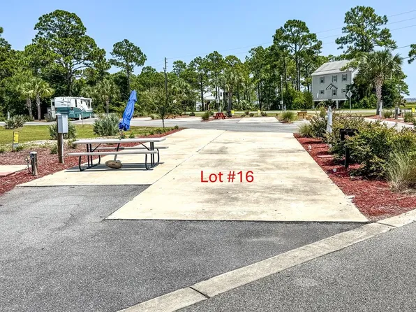 109 Haven Ct Lot 16, Carrabelle, FL 32322