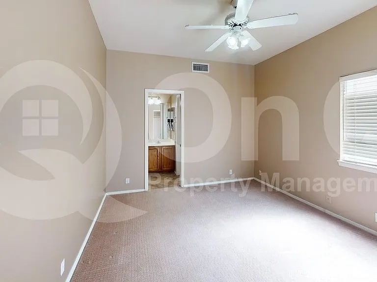 16804 S 25th Pl — Photo 12