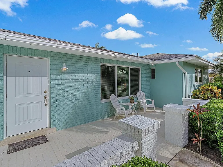 356 Mars Ave — Photo 4
