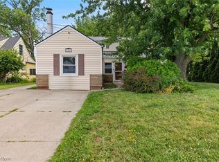 29061 W Willowick Dr, Willowick, OH 44095