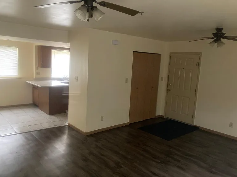 2324 Ashland Cir #1 — Photo 14