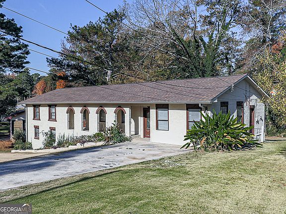 2nd image of 6266 Auburn Dr