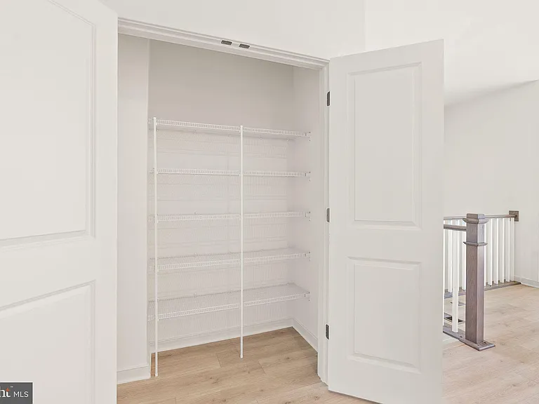 6230 Folly Ln — Photo 20