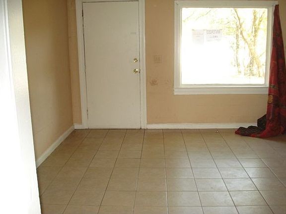 5th image of 5481 Pennsylvania Dr