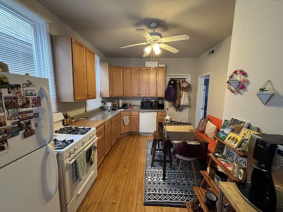 2nd image of 1920 N Damen Ave #2F