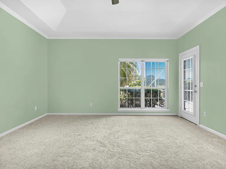 506 Lakeway Dr — Photo 24