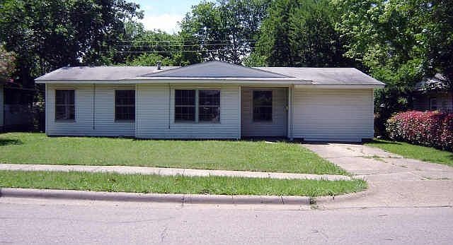 1st image of 2544 Wicker Ave