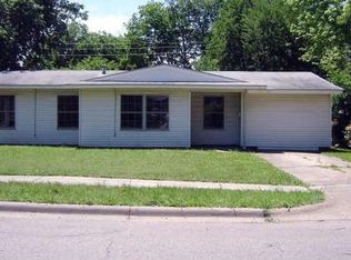 2544 Wicker Ave, Farmers Branch, TX 75234