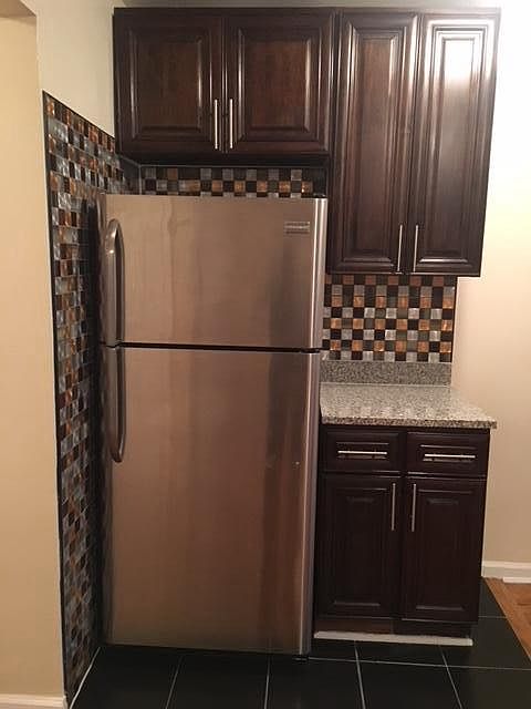 1st image of 8825 148th St APT 6R