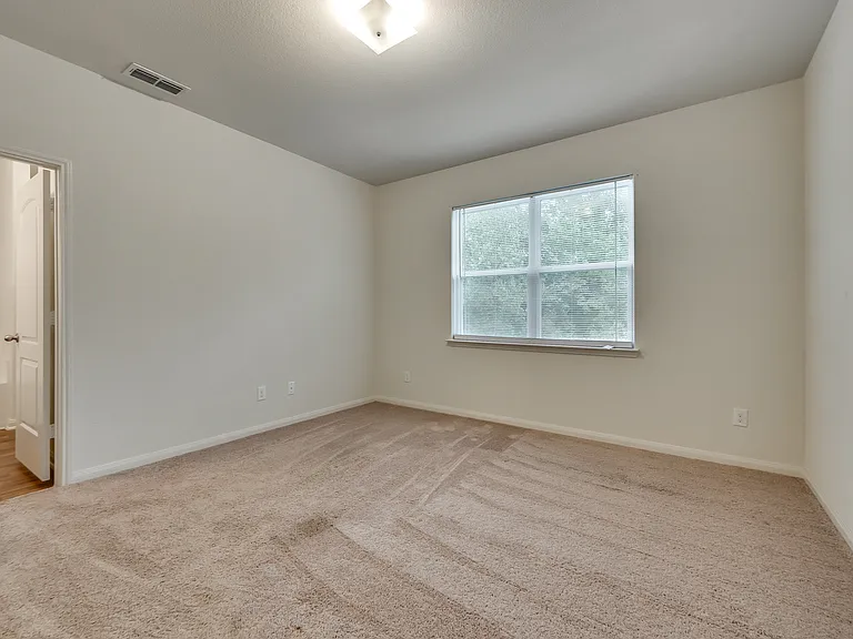 1309 James St — Photo 14