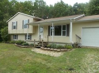 12342 Fallsburg Rd NE, Frazeysburg, OH