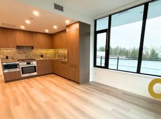 626 Claremont St #1110, Coquitlam, BC V3J 0T1