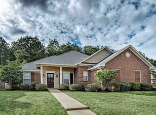 121 Ashton Dr, Brandon, MS 39047