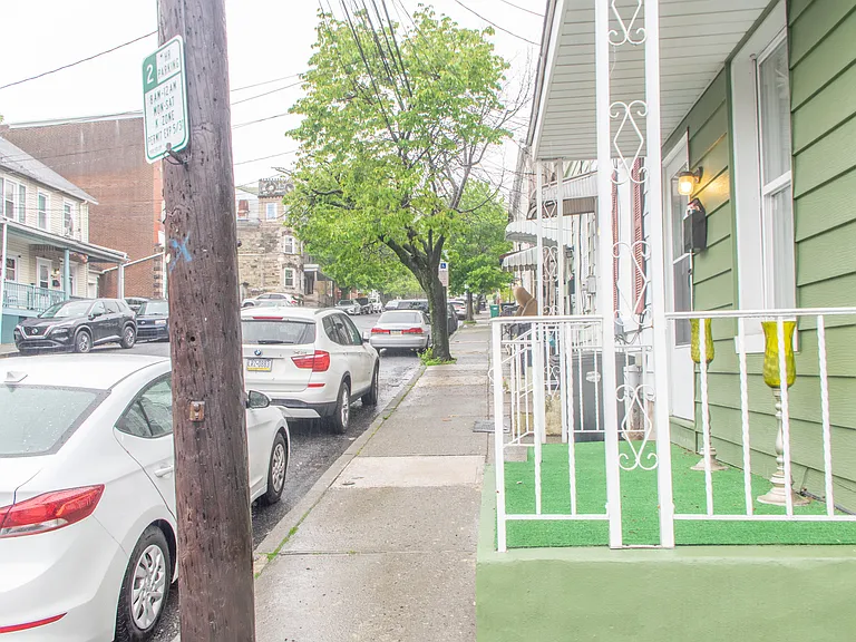 658 Atlantic St — Photo 28