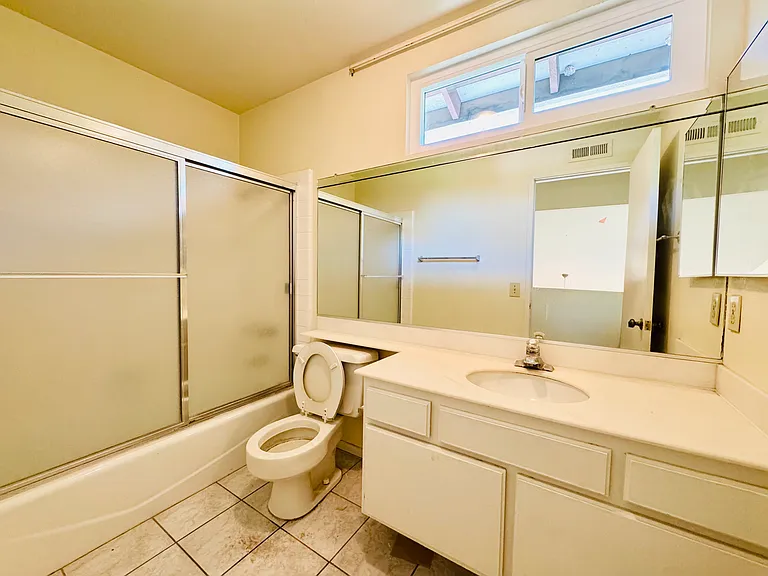 10 Coldbrook — Photo 12