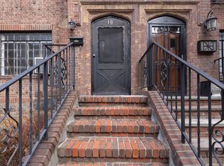 10 Center Knls, Bronxville, NY 10708