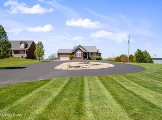 1405 Stringer Ln, Mount Washington, KY 40047