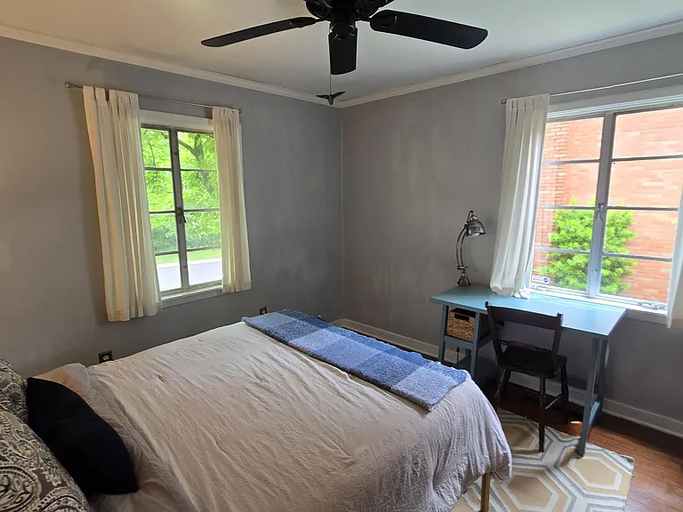 1119 Manship St — Photo 39