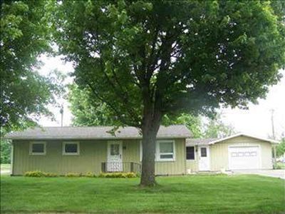 1104 W Perry Ave, Hartford City, IN, 47348