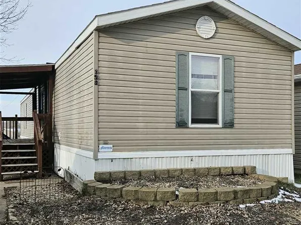 128 Lincoln St, West Branch, IA 52358