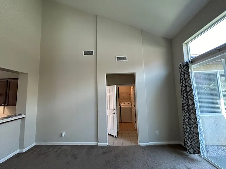 3248 N Memory St — Photo 10