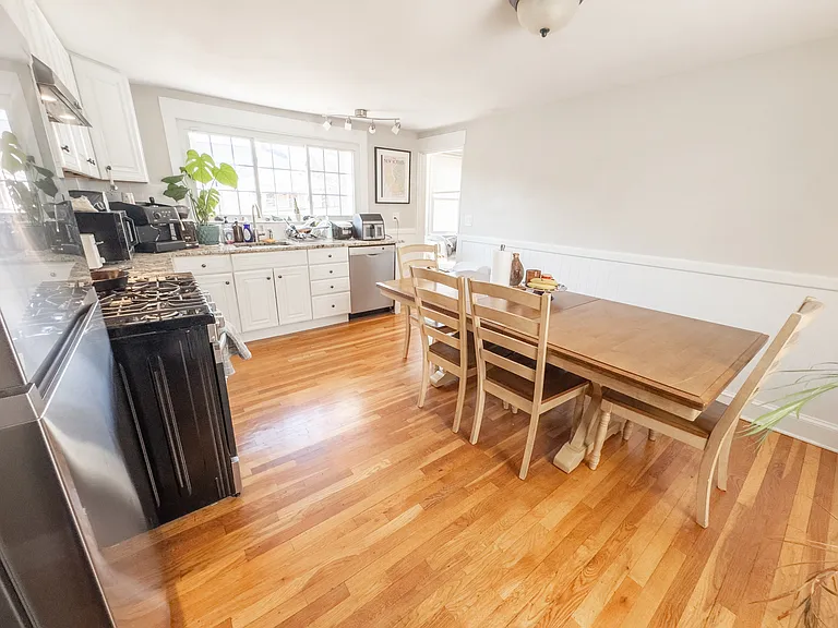 68 Pleasant St #2 — Photo 18