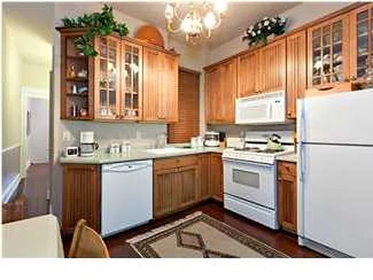 Sold by Heddings Property | media 37