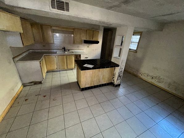 chicago-illinois-4152225 picture