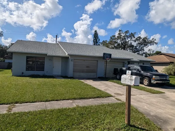 110 & 120 W Towne Pl, Titusville, FL 32796