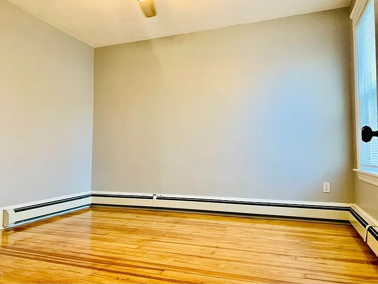 505 Grove St — Photo 13