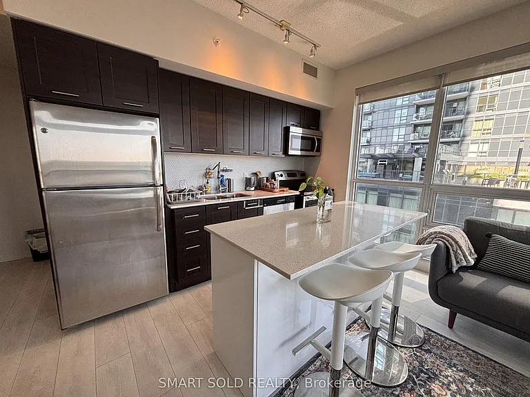 2212 Lake Shore Blvd W #908 — Photo 5