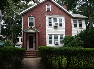 112 Lawton St, Brookline, MA 02446