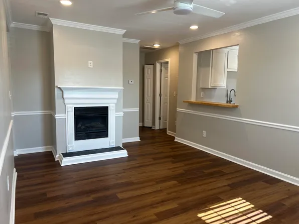 3930 Azalea Dr APT X, North Charleston, SC 29405