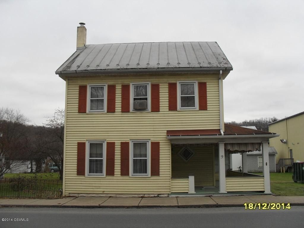 19 W Market St, Freeburg, PA 17827 Zillow