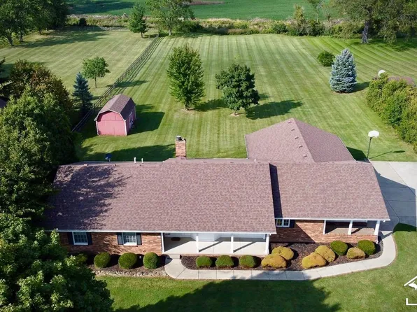 3714 E Dunbar Rd, Monroe, MI 48161