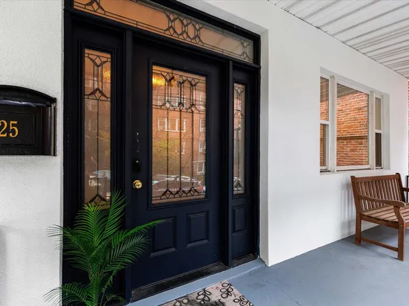 525 East 235th Street image 3 of 23