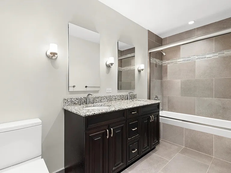 310 W 52nd St #23J — Photo 5
