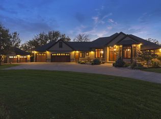 20850 Hickory Ln, Prior Lake, MN 55372