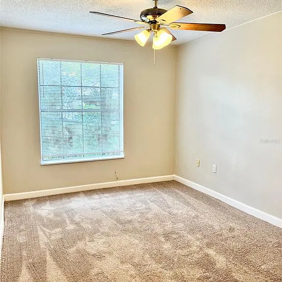 6065 Village Cir #6065 — Photo 16